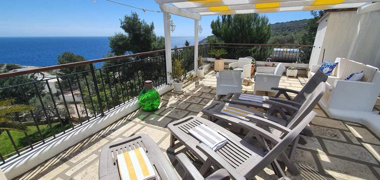Casa Vacanze "Il Carrubo" Gagliano del Capo Exterior foto